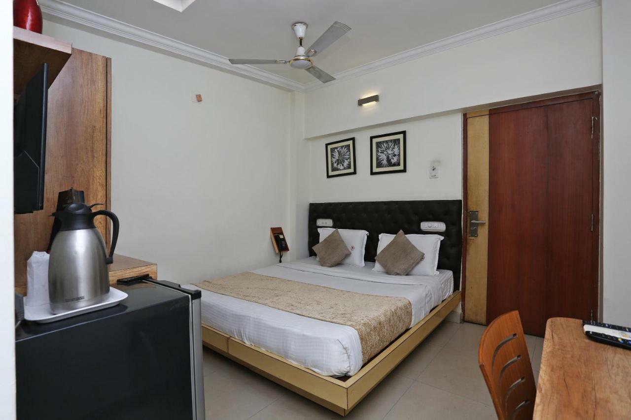 Oyo 3019 Hotel Lingaraj Bhubaneswar Exterior photo